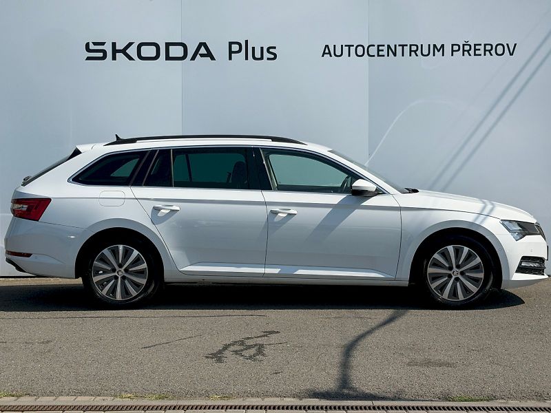 Škoda Superb (2023) 2.0 TDI 110kW Comfort Plus - fotka 30 z 35