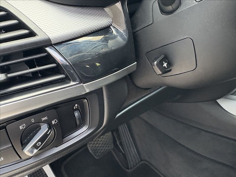 BMW X5 M paket X DRIVE 3,0 D - fotka 16 z 38