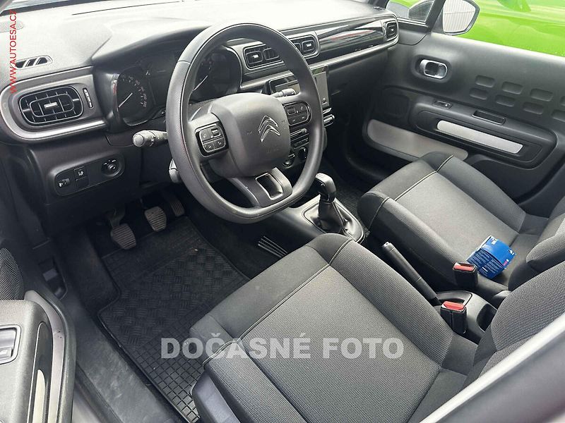 Citroën C3 (2021) 1.2i, 1.maj,ČR, autoAC, temp - fotka 3 z 3