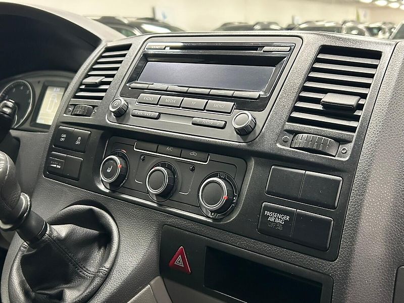 Volkswagen Transporter (2014) T5 L2 CNG/benzín | Záruka - fotka 19 z 44