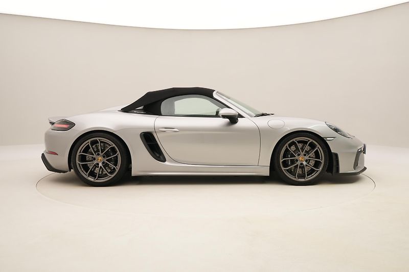 Porsche Boxster 718 SPYDER ČR 1.maj. APPROVED - fotka 31 z 44