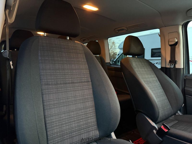 Mercedes-Benz Vito (2018) Tourer 116 CDI LED, Tempomat  - fotka 18 z 23