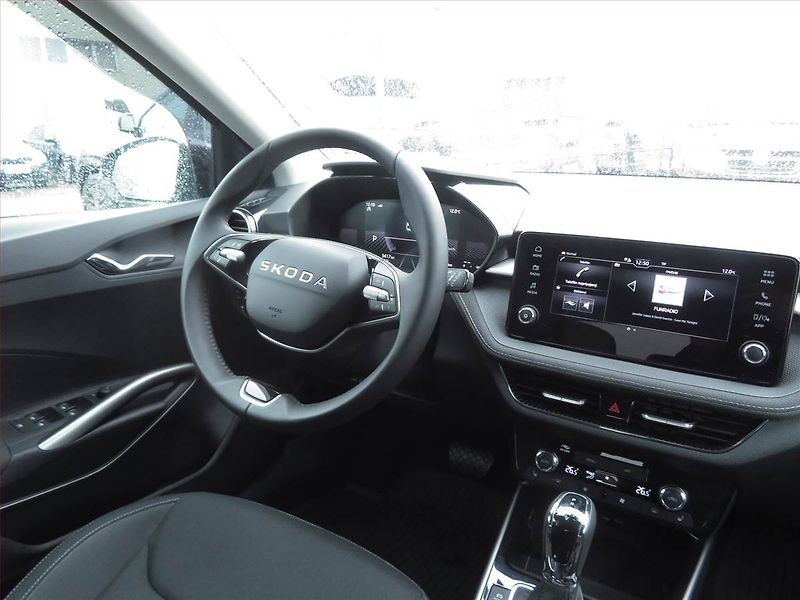 Škoda Fabia (2025) Top Selection 1.0 TSI - fotka 7 z 18
