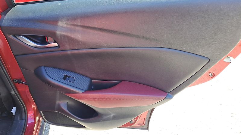 Mazda CX-3 2.0 Skyactiv NAVI - fotka 10 z 27