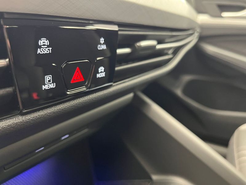 Volkswagen Golf Alltrack 4Motion 2.0 TDI 147kW - fotka 21 z 83