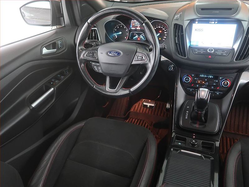 Ford Kuga (2018) ST-Line 1.5 EcoBoost, 4X4 - fotka 7 z 21