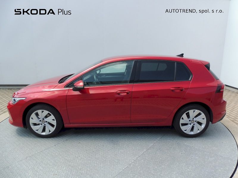 Volkswagen Golf (2025) People 1,5 TSI 85kW - fotka 3 z 26