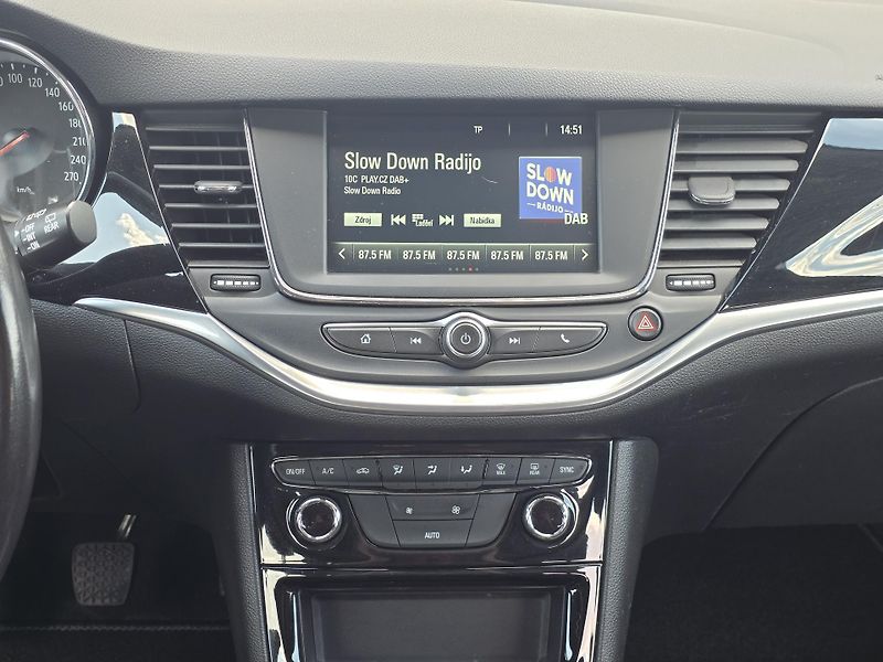 Opel Astra (2022) 1.5CDTi 90kW NAVI ČR NOVÉ  - fotka 13 z 19