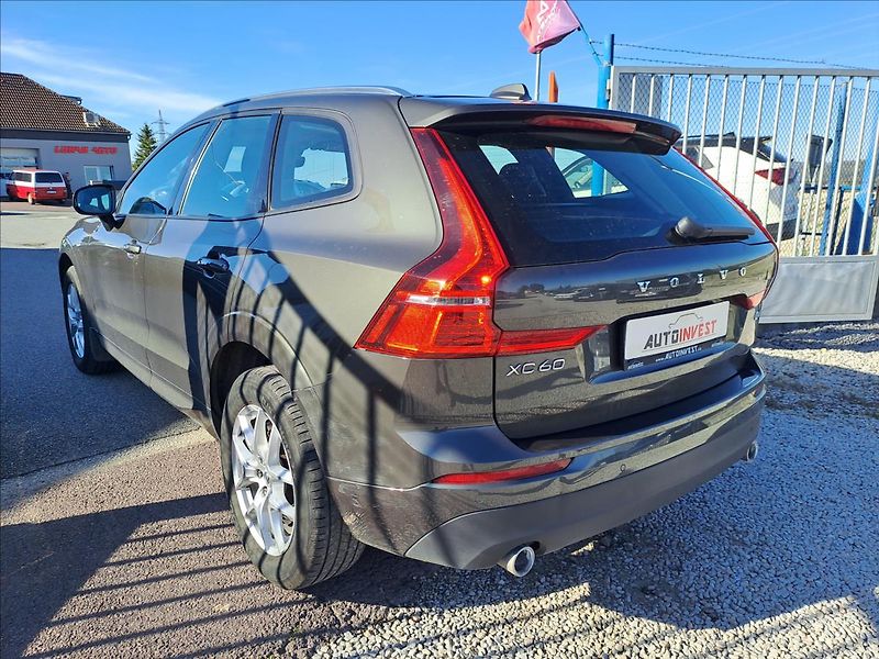 Volvo XC60 2,0 D4 FWD MOMENTUM - fotka 4 z 18