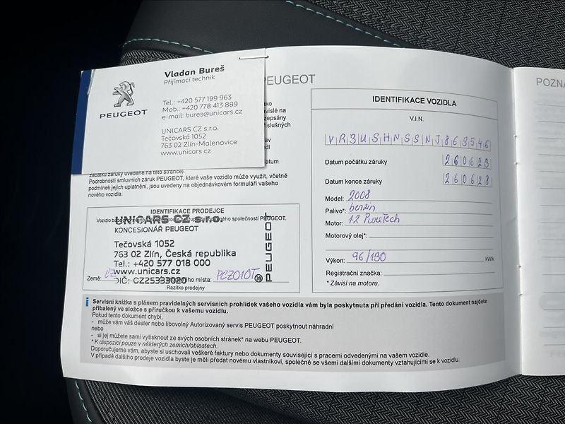 Peugeot 2008 1,2 PT  Allure EAT8 zár 6/28 - fotka 22 z 24