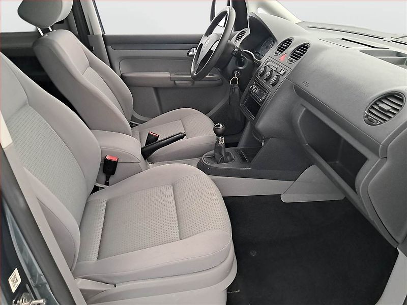 Volkswagen Caddy (2008) Maxi 1.6, 5Míst, 1Maj - fotka 9 z 15
