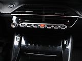 Peugeot 2008 1,2 PT 130k CZ Allure LED - náhled 16