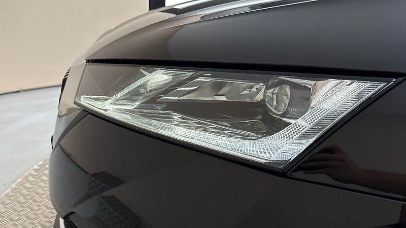 Škoda Octavia 2.0 TDI Style - fotka 18 z 29