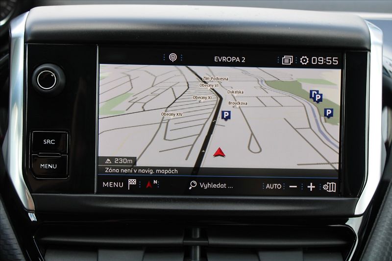 Peugeot 2008 1,2 T  AUTOMAT,ALLURE,WEBASTO - fotka 11 z 34