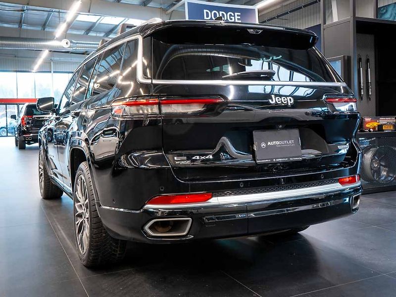 Jeep Grand Cherokee (2021) 5.7 Summit Reserve L V8 HeadUp - fotka 3 z 46