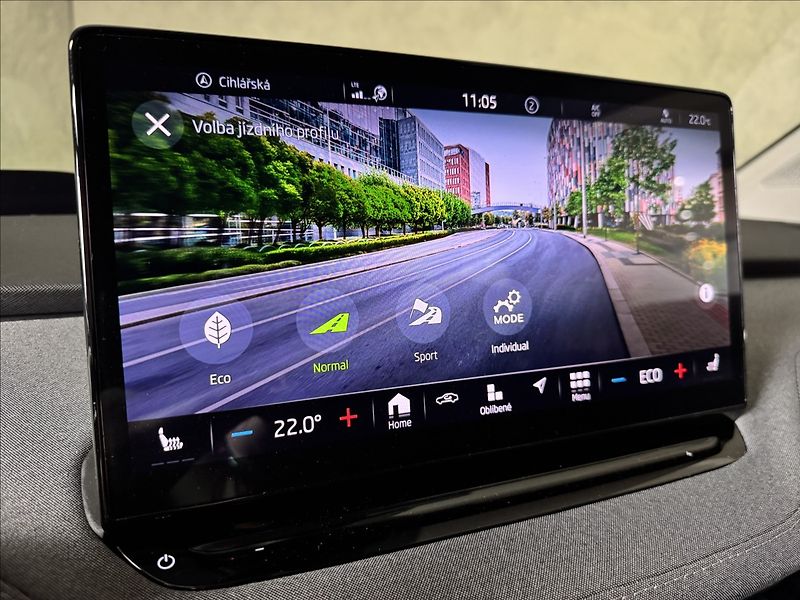 Škoda Enyaq 80 Tepelko LED Matrix Assist - fotka 37 z 50