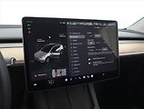 Tesla Model Y (2022) Long Range AWD 79kWh, SoH 89% - náhled 19