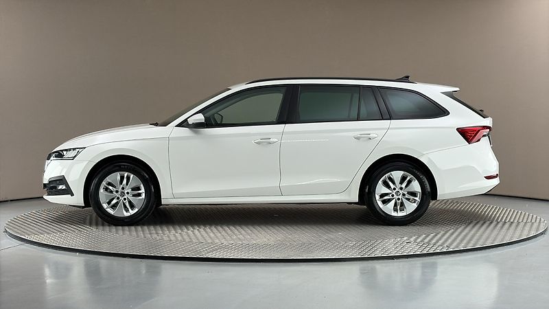 Škoda Octavia 2.0 TDI Ambition Combi - fotka 4 z 24