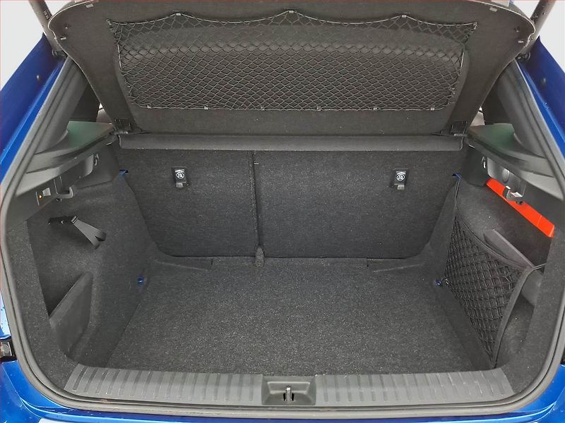 Škoda Kamiq (2022) 1.0 TSI - fotka 14 z 20
