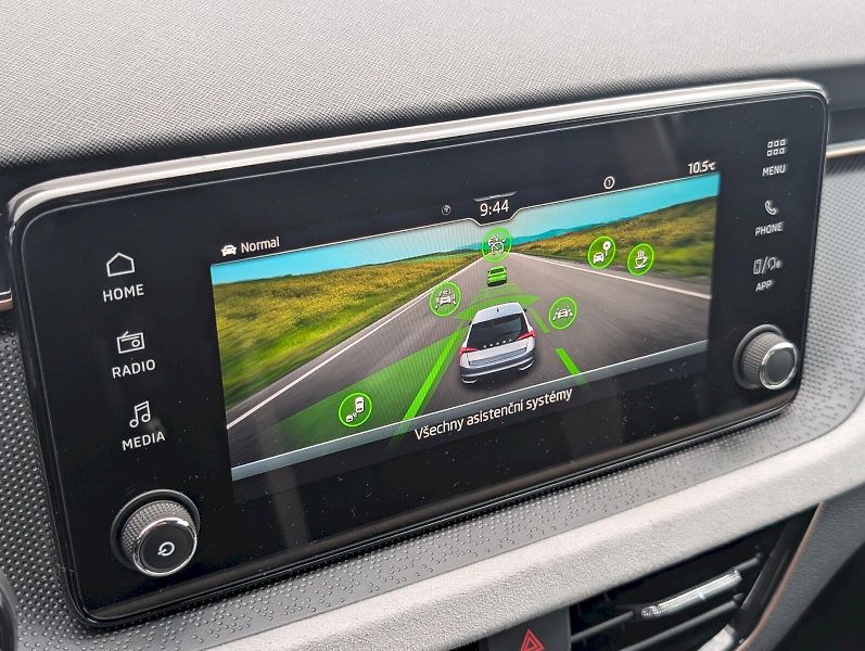 Škoda Scala (2025) 1,0 TSI / 85 kW DSG Top Select - fotka 21 z 29