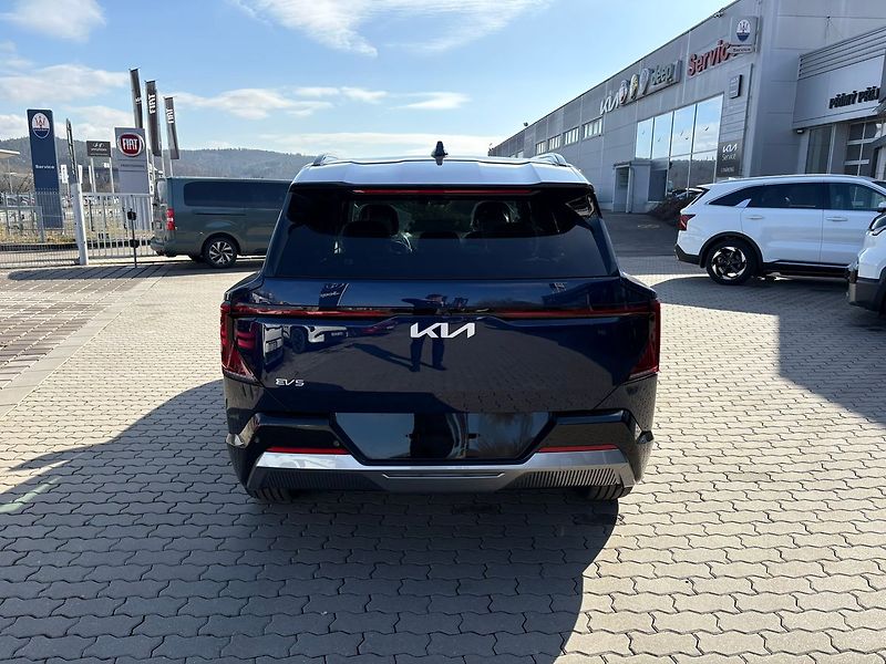 Kia EV5 4x2 L.E. 160 KW + 81,4 KWH - fotka 6 z 20