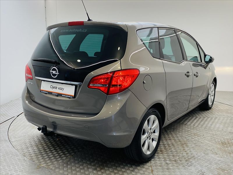 Opel Meriva 1,4 i 74 kW Digi Klima Cosmo - fotka 2 z 24