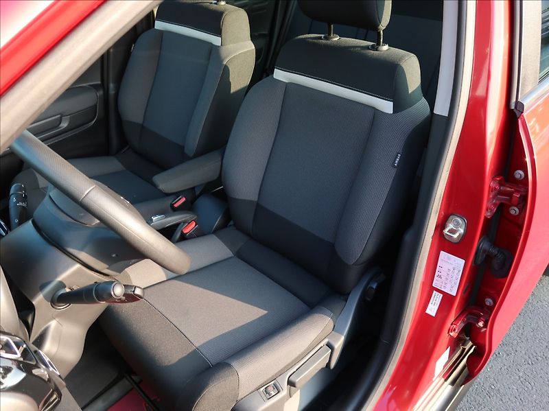 Citroën C3 Aircross 1,2 PT,81kW,NovéČR,Serv.kn. - fotka 10 z 24