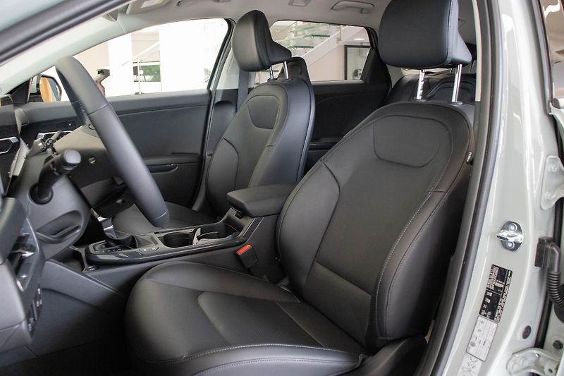 Kia K4 Sportswagon 1,6 T-GDi GPF 7DCT TOP - fotka 14 z 17