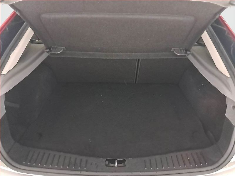 Ford Focus (2008) 1.6 16V, Automat, nová STK - fotka 14 z 16