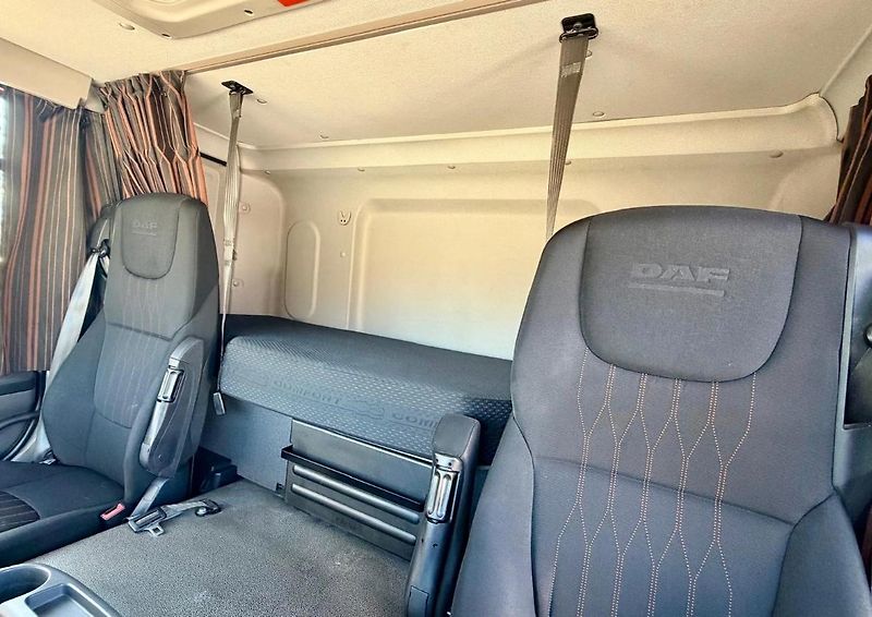 DAF CF (2019) 320 shrnovačka EURO 6 - fotka 14 z 15