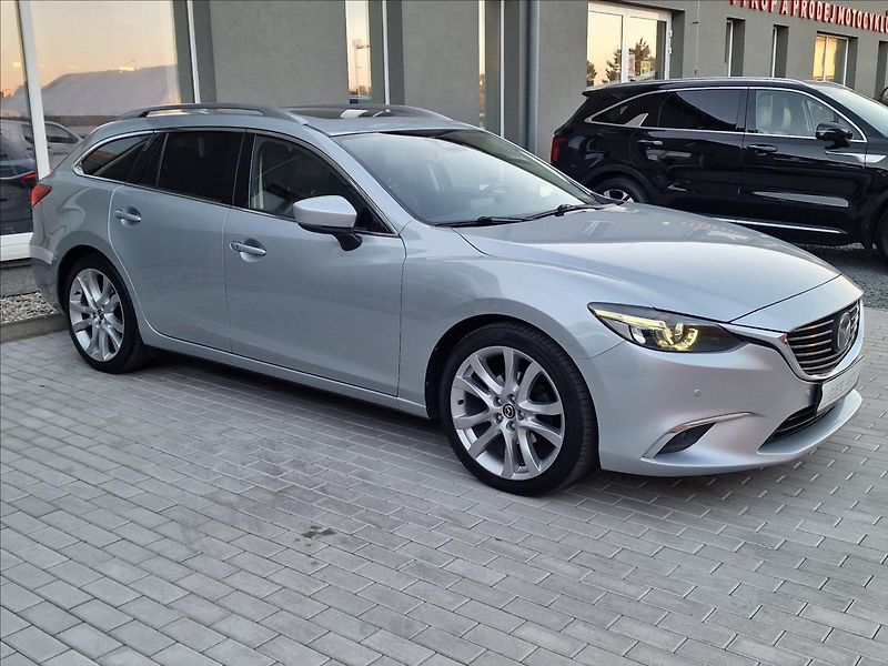 Mazda 6 2.2 Skyactiv-D Revolution TOP - fotka 2 z 50