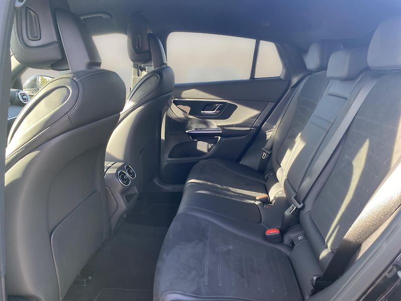 Mercedes-Benz GLC 300 de 4M kupé AMG - fotka 15 z 27