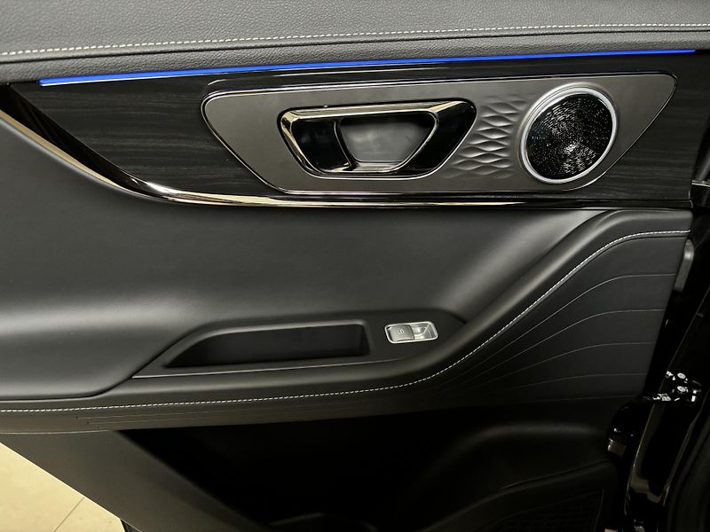 Omoda 5 (2026) 1.6 tGDI 108kW Premium - fotka 40 z 49