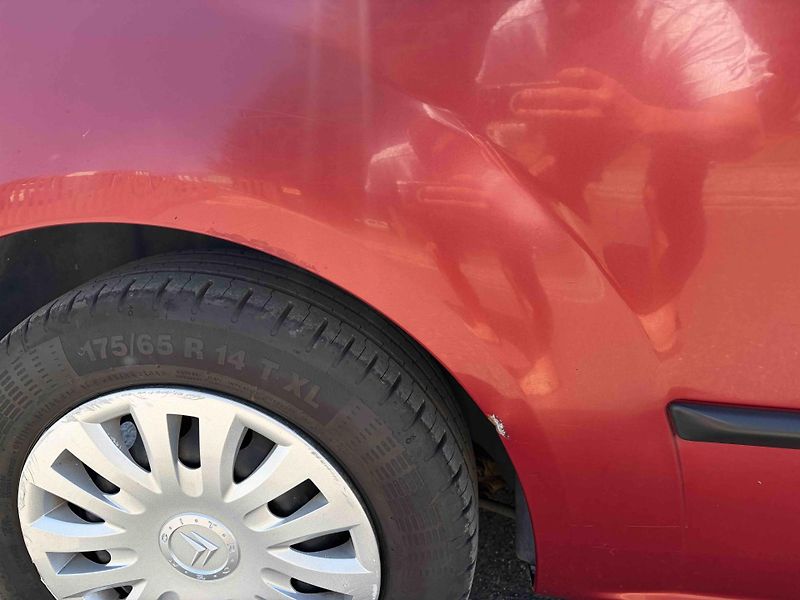 Citroën C2 (2007) 1,1 i    - fotka 24 z 28