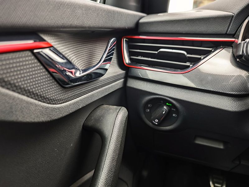 Škoda Scala (2021) 1.5 TSi Monte Carlo 110kW DPH - fotka 27 z 49