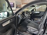 Volvo XC40 (2024) D3 AWD MOMENTUM - náhled 8