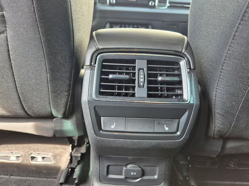 Škoda Karoq (2025) Top Selection 1.5TSi 110kW 7°D - fotka 29 z 32