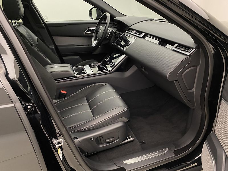 Land Rover Range Rover Velar D300 SE R-DYNAMIC AWD RZERVACE - fotka 23 z 48