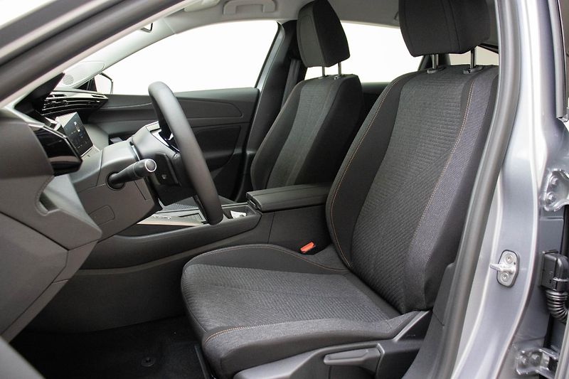 Peugeot 308 SW STYLE Hybrid 145 e-DCS6  - fotka 9 z 16