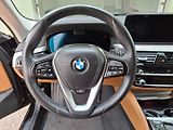 BMW Řada 5 530d xDrive AT Touring - náhled 21