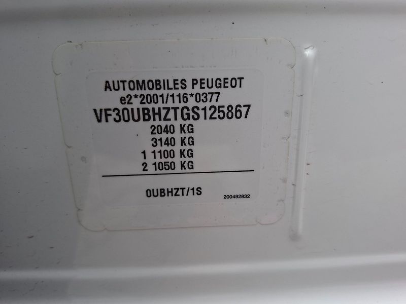 Peugeot 3008 (2016) 1.6HDI 80kW AUT -SERVISOVÁNO! - fotka 25 z 29