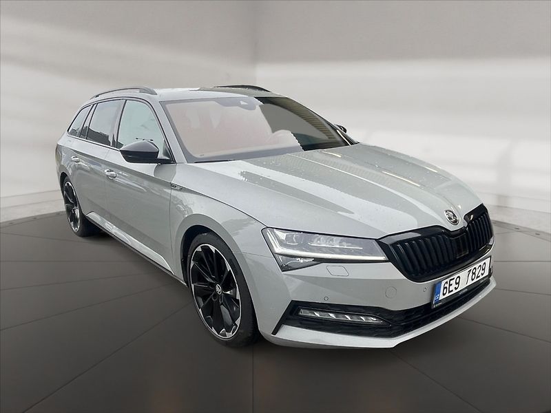 Škoda Superb 2,0 TDI Sportline DSG - fotka 1 z 11