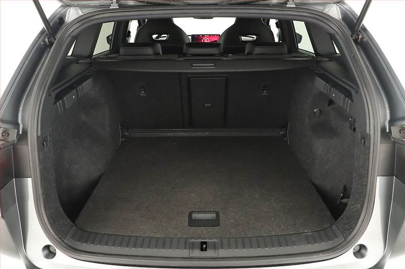 Škoda Enyaq (2023) Sportline iV 60 (62 kWh) - fotka 17 z 19