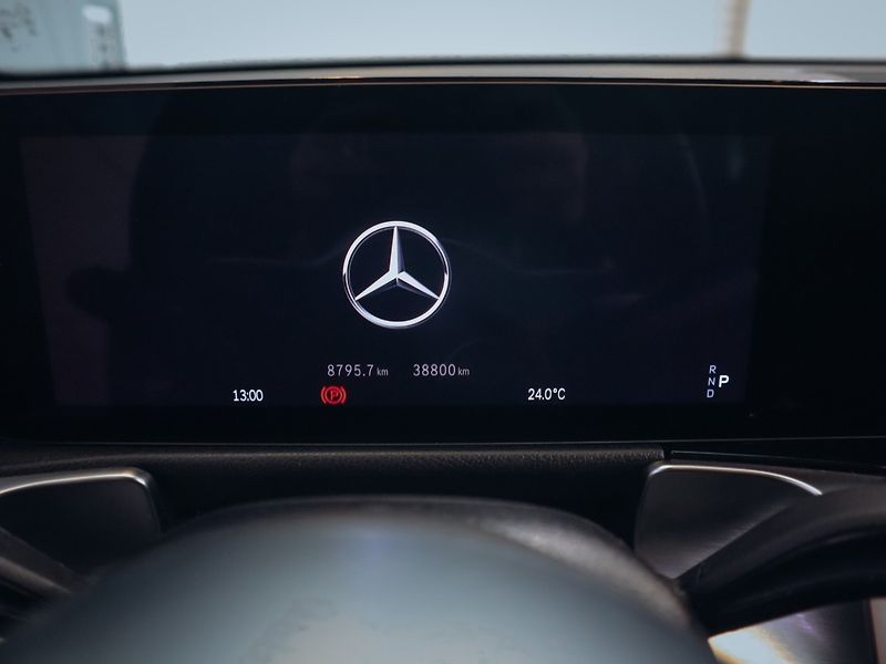 Mercedes-Benz GLB 200d 110 kW - fotka 12 z 25