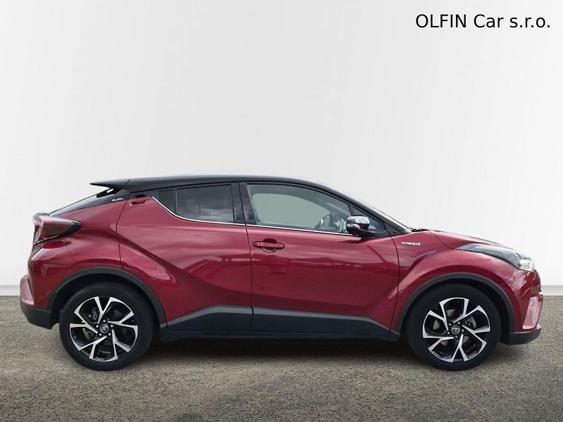 Toyota C-HR Hybrid 1.8 E-CVT Selection - fotka 6 z 26