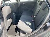 Ford Focus (2016) 1.0 EB, Trend, navi, stř. - náhled 10