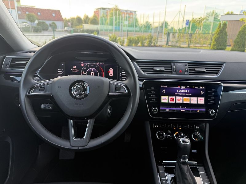 Škoda Superb (2019) L&K/2.0 TDi 140 kw/DSG - fotka 18 z 25