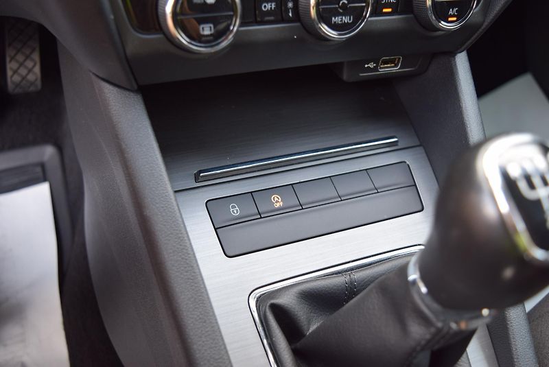 Škoda Octavia (2019) 1.5TSI 110kw CLEVER FULL LED  - fotka 23 z 48