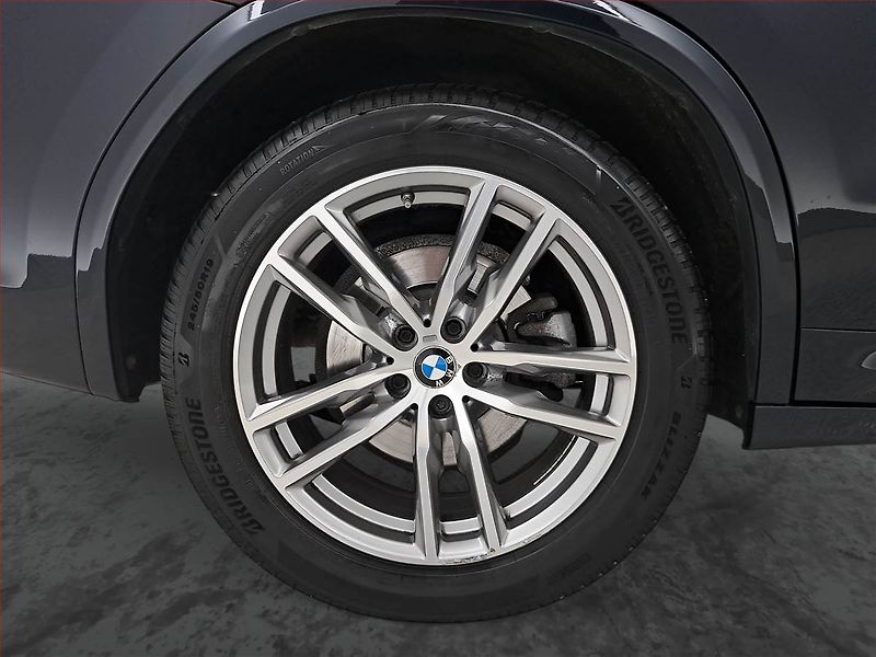 BMW X3 (2018) M Sport xDrive20i - fotka 15 z 20