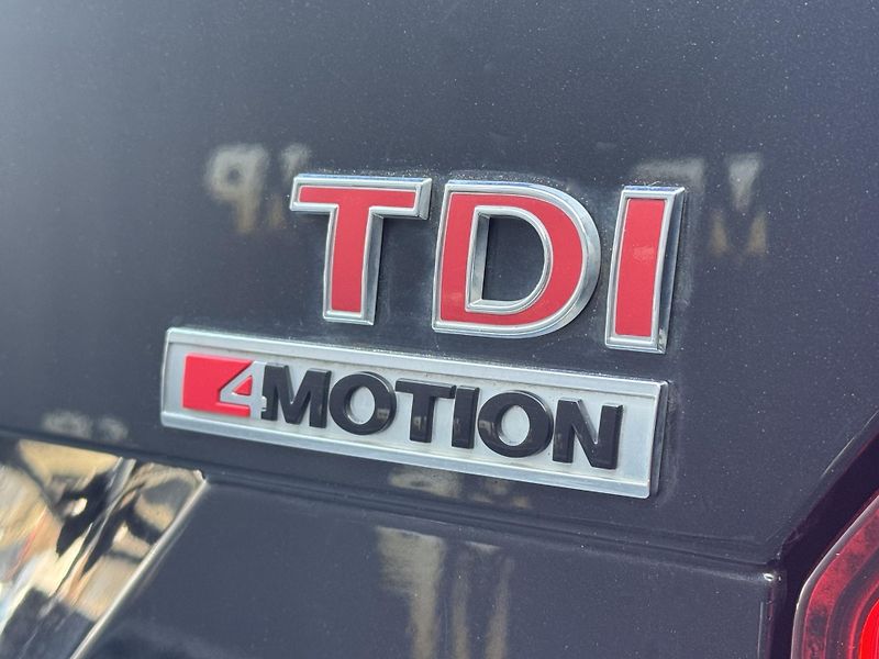 Volkswagen Multivan (2017) T6 Long 2.0TDi 4M Highline RZV - fotka 44 z 50